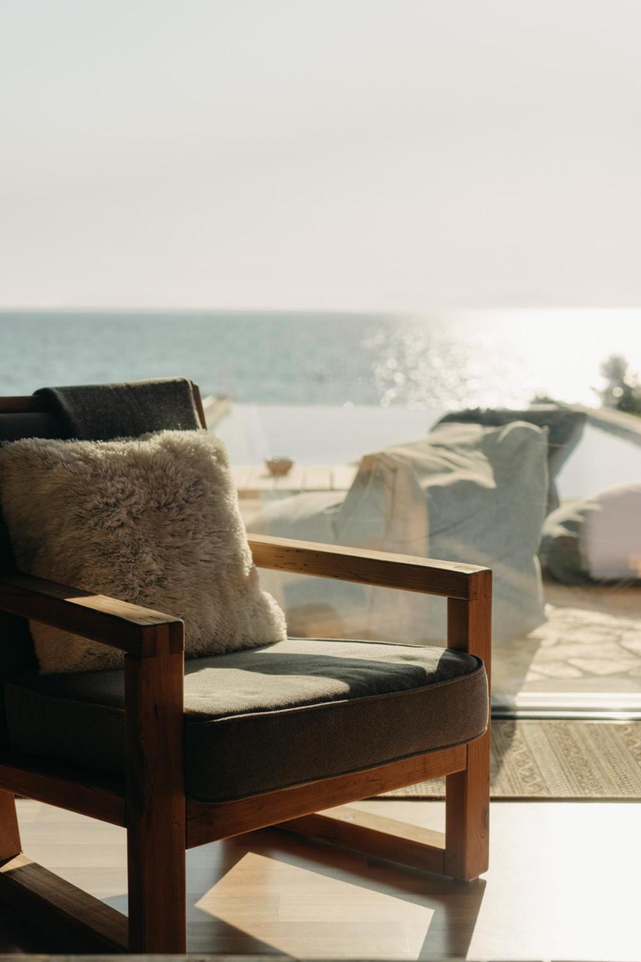 Real Life Homes Luxurious Seafront Villas Each With Their Own Private Pools Korakokhórion Extérieur photo