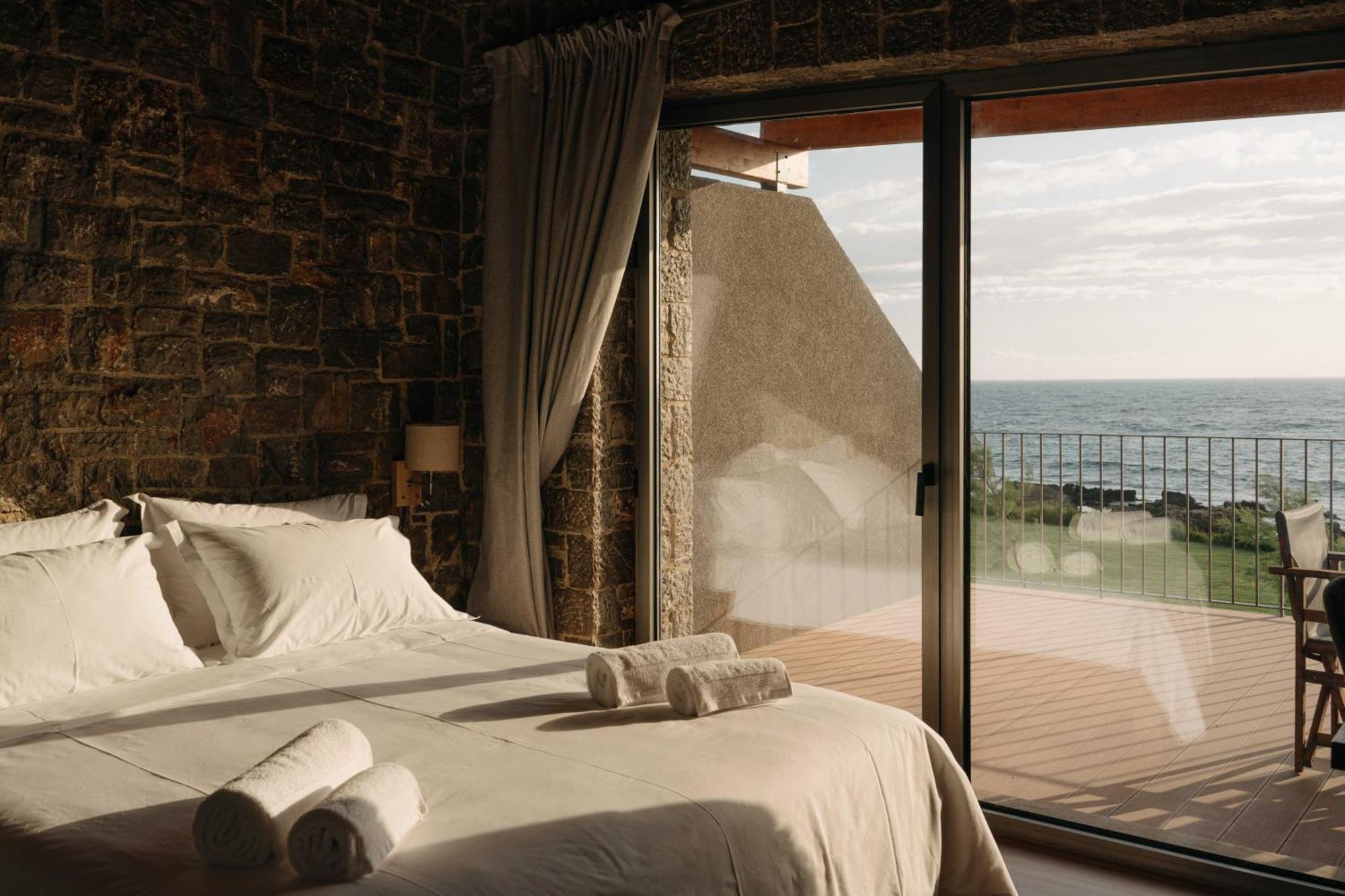 Real Life Homes Luxurious Seafront Villas Each With Their Own Private Pools Korakokhórion Extérieur photo